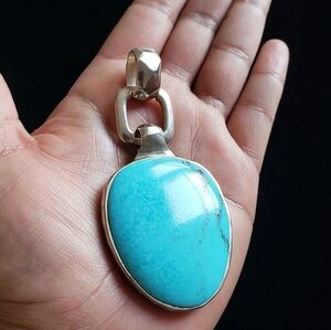 BARSE Turquoise Pendent